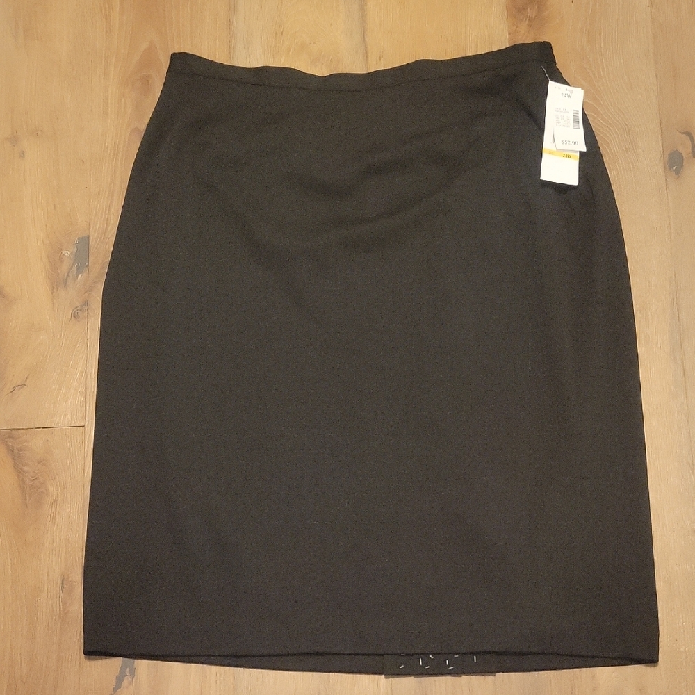 NWT Larry Levine Black Midi Skirt Plus Size 24W New